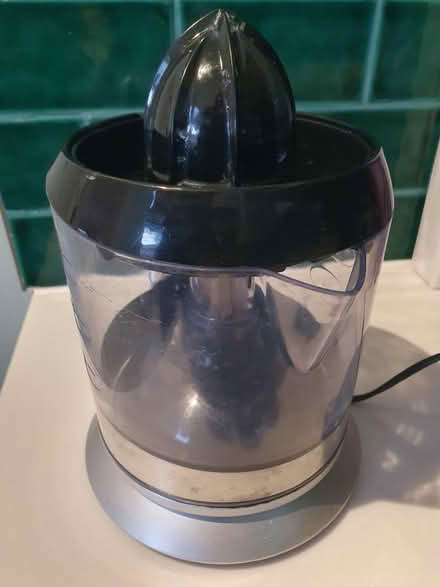 Photo of free Fruit juicer (South Ealing) #3