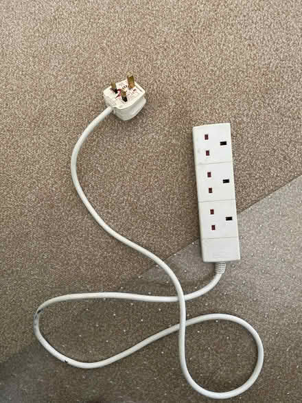 Photo of free 13amp 3 socket extension lead (Walstead RH16) #1