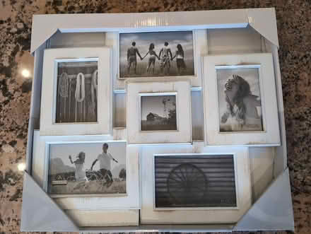 Photo of free Multi-picture frame (Trafalgar/River Oaks, Oakville) #1