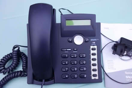 Photo of free Snom 300 VoIP IP voice over internet phone (Oxford-Freegle CGA OX4) #1