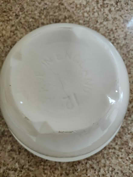 Photo of free 23cm diameter mixing bowl (Jericho OX2) #3