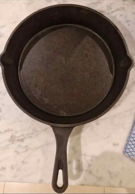 Photo of Cast iron Skillet (Dorking Town Centre RH4) #1