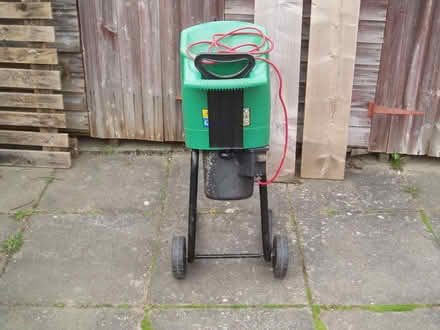 Photo of free 1600 watt mains powered Chipper/Shredder. (Yateley GU46) #2