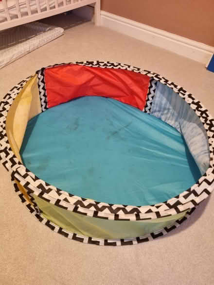 Photo of free Ball pit (Bearwood B67) #1