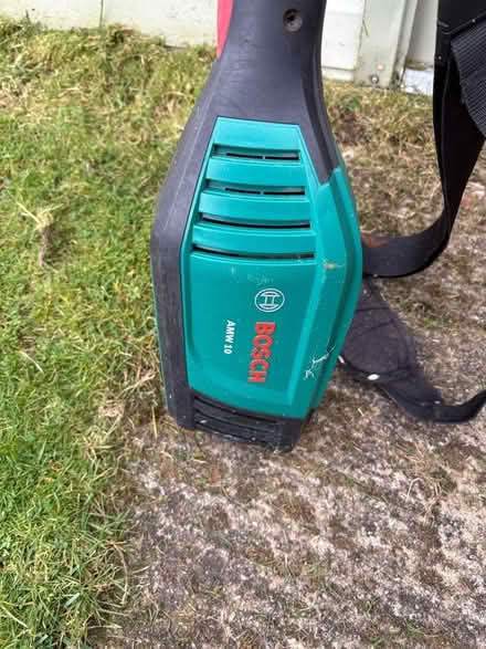 Photo of free Bosch long extended hedge trimmer (Ockbrook DE72) #2