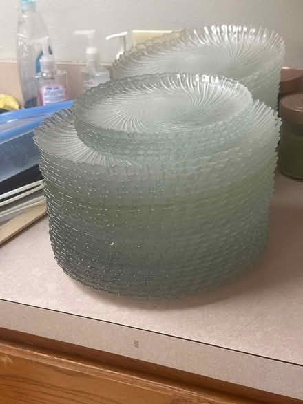 Photo of free Glass plates (Garland) #1