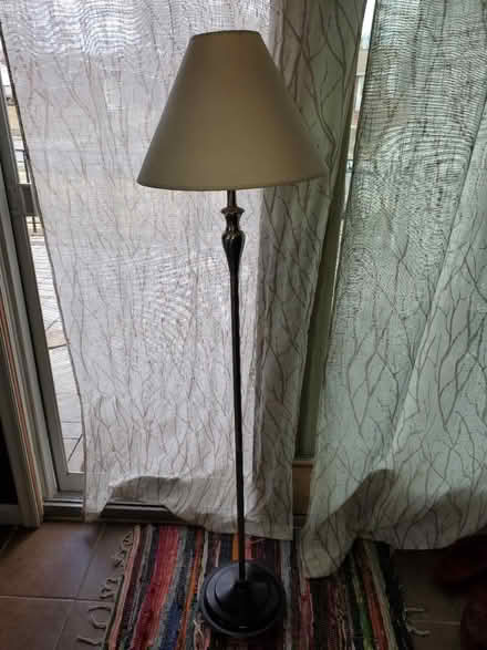 Photo of free Lamps (Sun valley glen burnie) #3