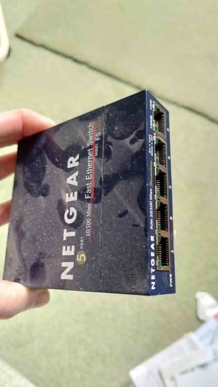 Photo of free Netgear switch (LS7, Chapel Allerton, Leeds) #1