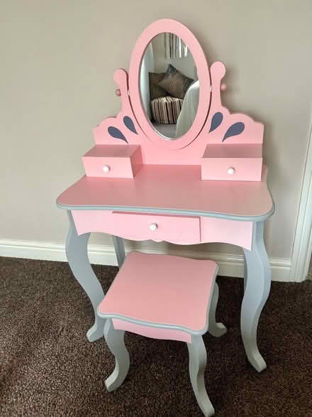 Photo of free Girl’s Dressing Table (Borrowash DE72) #1