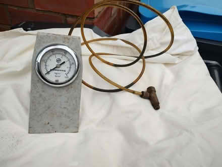 Photo of free Pressure Gauge (Hoole CH2) #3