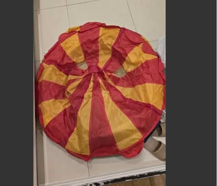 Photo of free Kid play tent (Bromley north BR1) #2