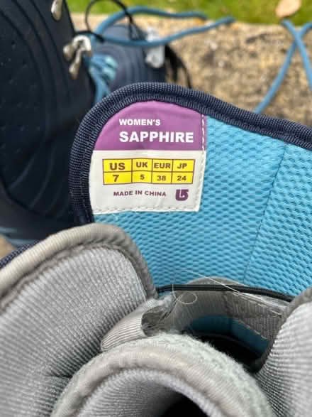 Photo of free Burton snowboarding boots - size 5 (Whitley, Wiltshire) #4