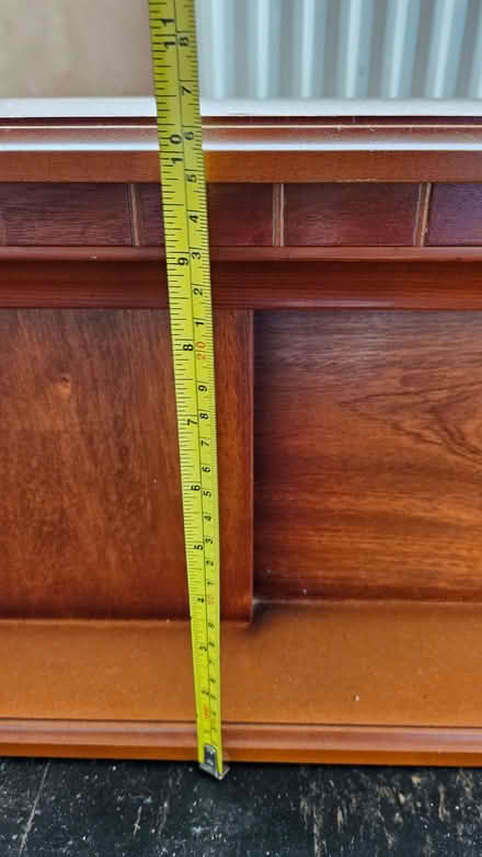Photo of free Wooden Mantle Piece (Maghull L31) #4