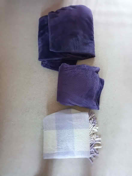 Photo of free Good quality throws (Heswall CH60) #1