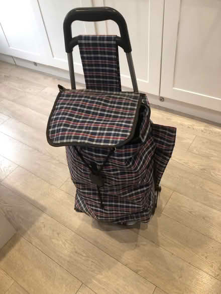 Photo of free Large capacity shopping trolley (Petersfield. Ramshill) #1