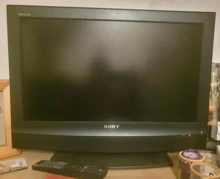 Photo of free SONY LCD coloured TV | TW13 (Hanworth, TW13) #1