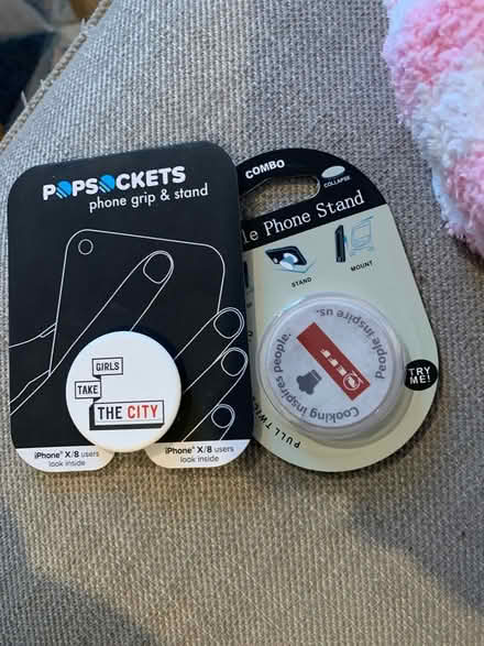 Photo of free 2 popsocket phone stands (TN14) #1