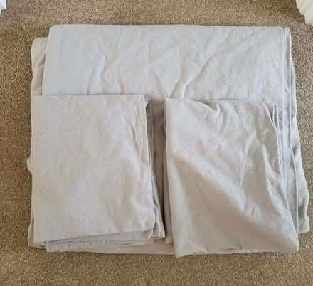 Photo of free Kingsize Duvet Cover & Pillowcases - grey brushed cotton (Warden Hill GL51) #1