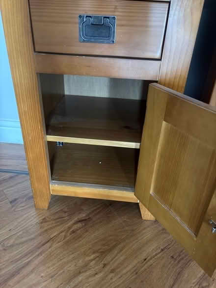 Photo of free 2 bedside cabinets (Bournmoor DH4) #4