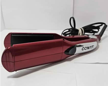 Photo of free Conair Red Hair Straightener CS25W (Central Seattle) #1