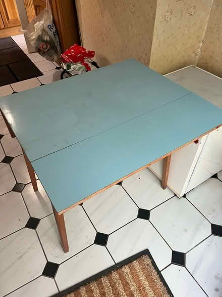 Photo of free Extendable wooden table (MK6) #3
