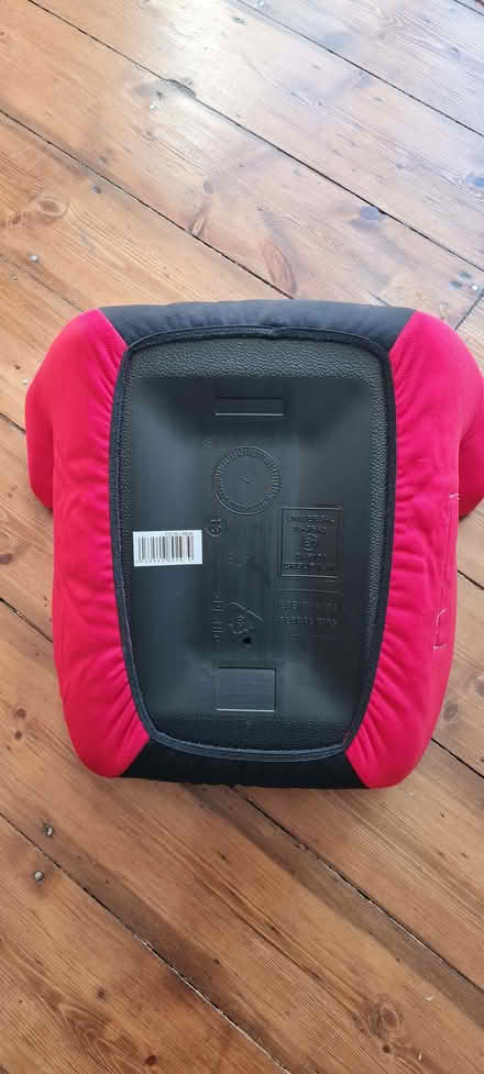 Photo of free Child booster seat (Portslade by Sea BN41) #2