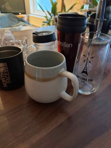 Photo of free Selection of mugs and glasses (Hamlet Road, Crystal Palace) #2