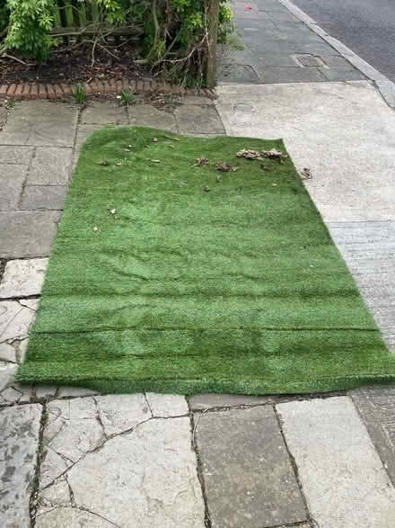Photo of free Astroturf 180x260 (New Malden KT3) #2