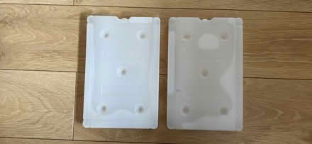 Photo of free 2x Extra Large Cold Blocks (Wokingham, RG40) #1