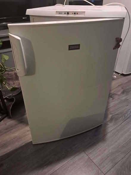 Photo of free Under counter zanussi freezer (Wirksworth DE4) #1