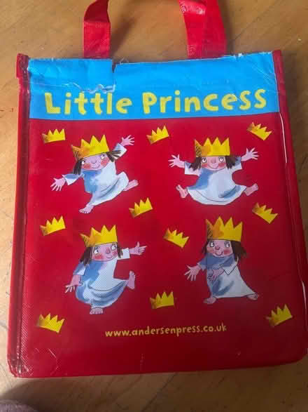 Photo of free A Little Princess set of eight books (Addiscombe CR0) #1
