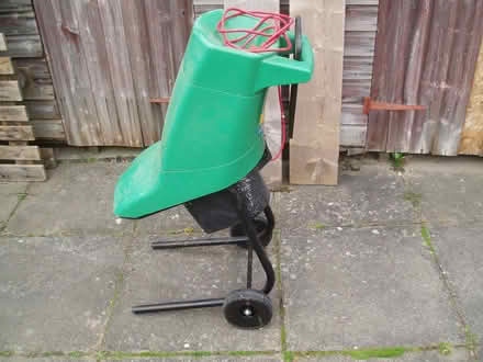 Photo of free 1600 watt mains powered Chipper/Shredder. (Yateley GU46) #3