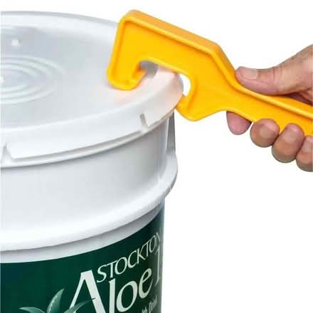 Photo of Bucket opener (Spring Hill, Somerville) #1