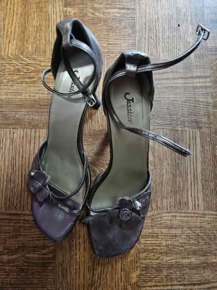 Photo of free 3 pairs of heels, sizes 7 - 7.5 (Derry/WinstonChurch/Meadowvale) #2
