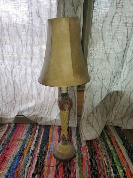 Photo of free Lamps (Sun valley glen burnie) #1