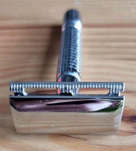 Photo of free Traditional razor and blades (Chipping Sodbury BS37) #2