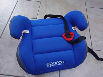 Photo of free Child car seat (Newbury Park IG2) #1