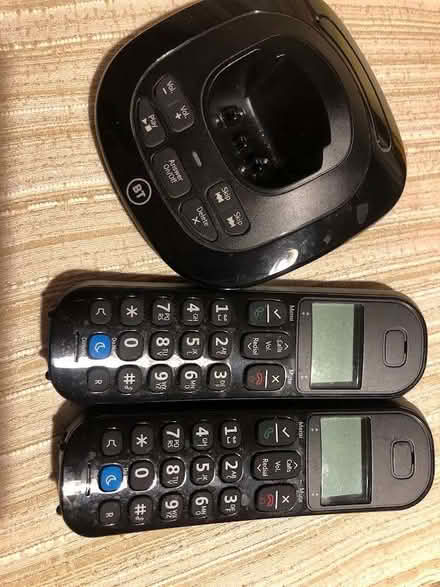 Photo of free BT 3880 twin telephone (Pound Hill RH10) #1