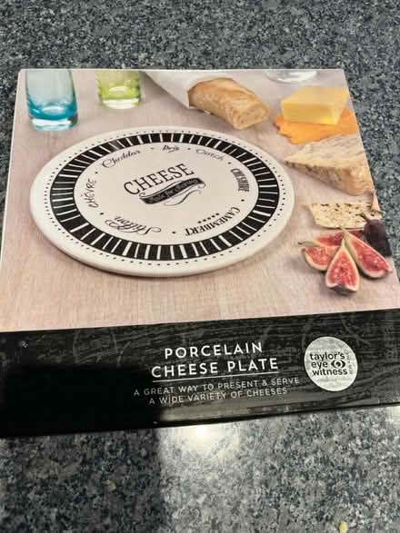 Photo of free Porcelain cheese plate (RG30 Tilehurst) #1