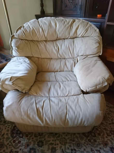 Photo of free 3 seater sofa & matching chair (GL10) #1