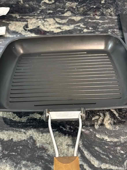 Photo of free Grill Pan (Ashburton CR0) #1