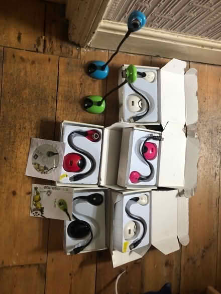 Photo of free 7 HUE animation studio cameras and CDs (Larkhall) #1