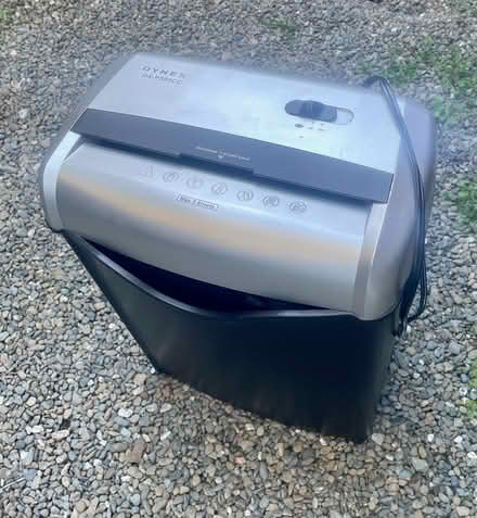 Photo of free Paper Shredder (Near downtown Mtn View) #1