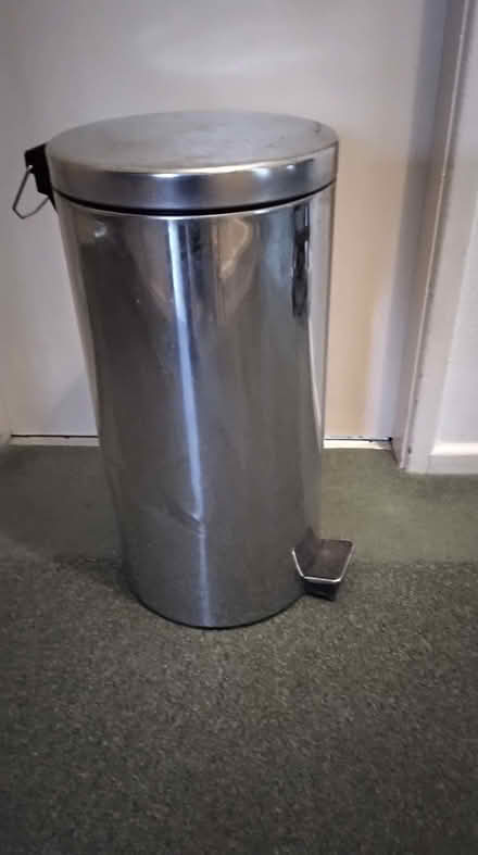 Photo of free Large pedal bin (Brocton ST17) #2