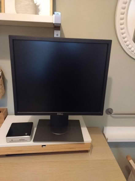 Photo of free NUC Intel mini desktop PC (Windows 10) and Dell Monitor (Norbiton KT2) #1