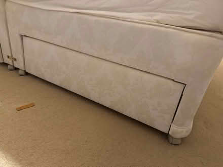 Photo of free King size bed and matress Luton (Lu32t) #2