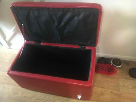 Photo of free Ottoman (Woking) #2