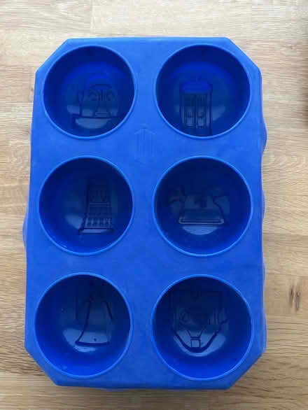 Photo of free Dr Who silicone muffin tray (Toddington) #1