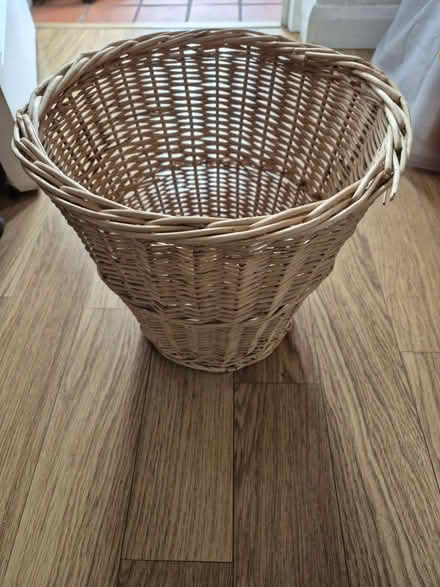 Photo of free Wicker waste paper basket (Clerwood EH12) #2