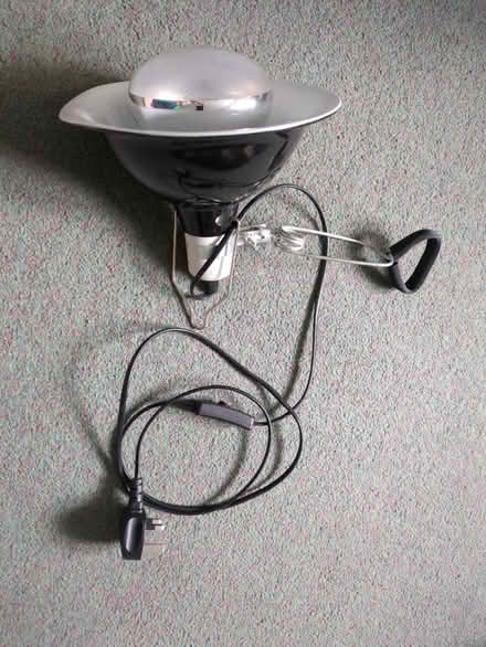 Photo of free Lamp with clamp for indoor pets (SS9) #2